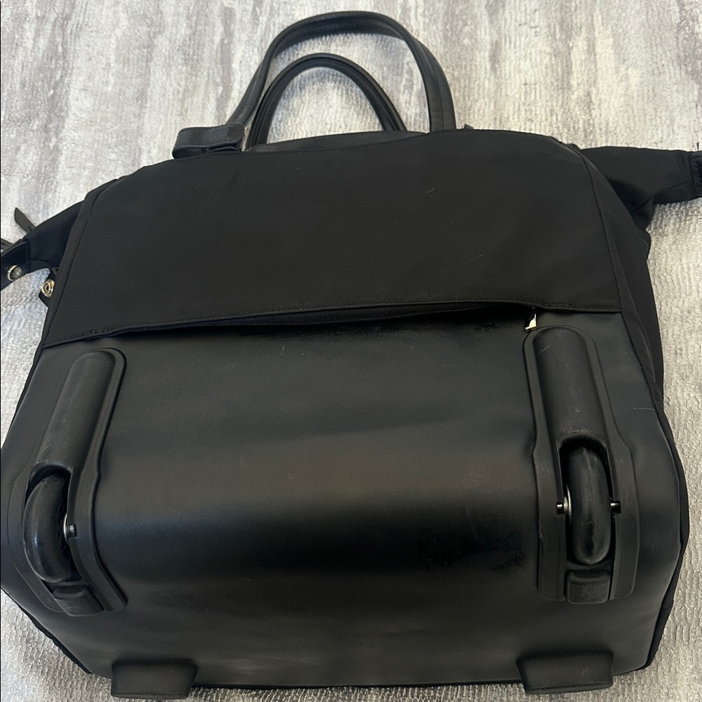 KNOMO London rolling travel/ business bag - Picture 3 of 8